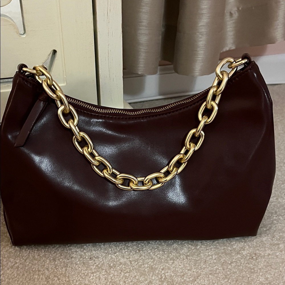 Elegant Burgundy Chain Shoulder Bag NWT !